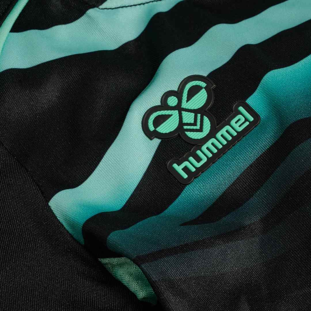 Thumb 4